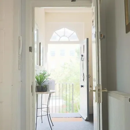 Apartamento Kingsdown Hall 2 With Parking